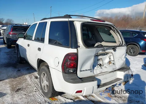 2006 Chevrolet Trailblazer Ls z USA, uszkodzony, nr VIN 1GNDS13S362229338